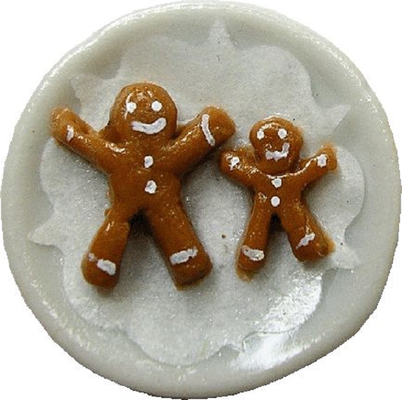 Gingerbread Men on a Plate by Bright deLights