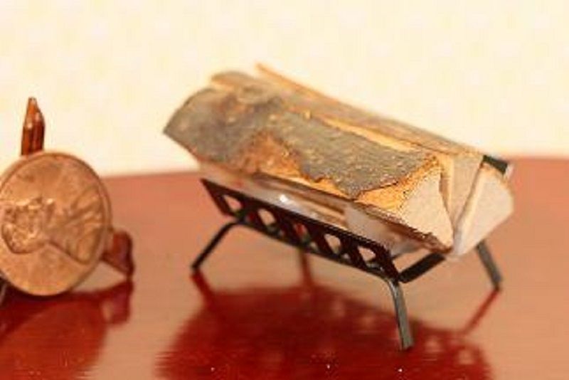 Black ~ A1816 Dollhouse Miniature Fireplace Log Holder