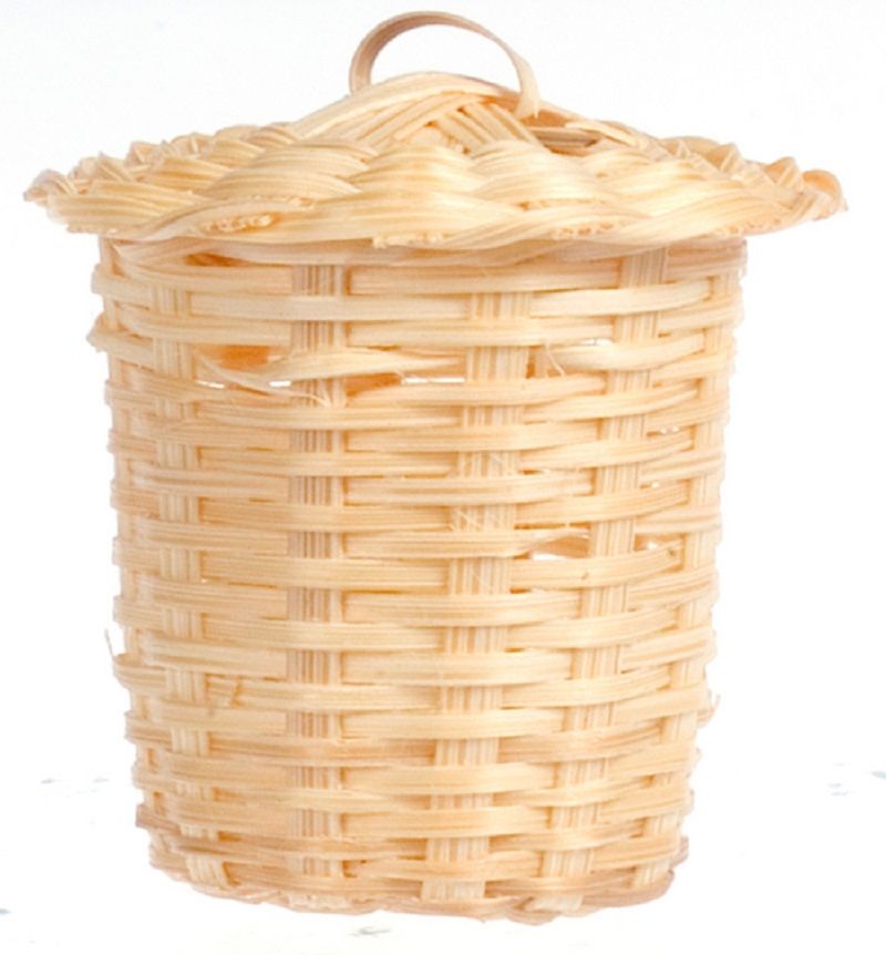 Straw Laundry Basket with Lid