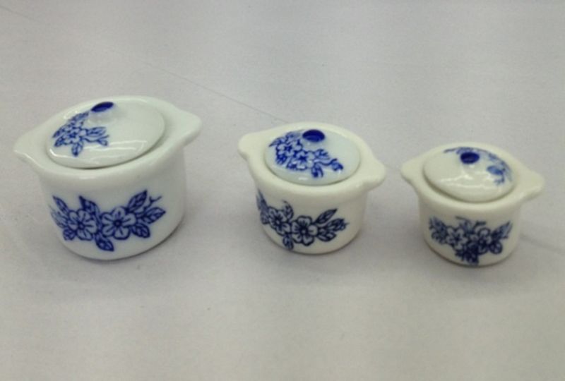Set of 3 Blue & White Casserole Pots