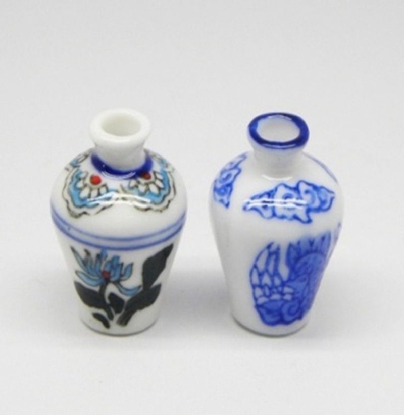 Set of 2 Handpainted Porcelain  Vases