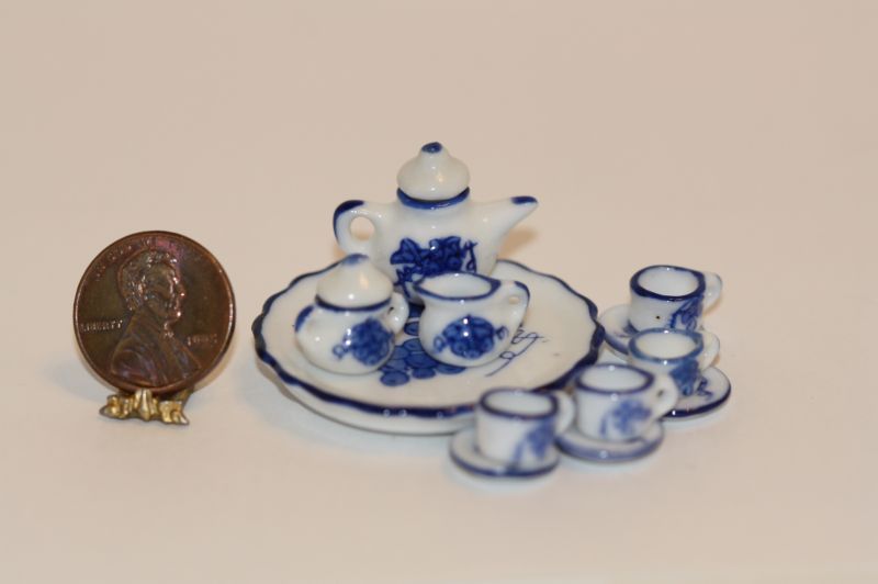 Ceramic 14 Piece Tea Set  w/ Blue Grapes Design