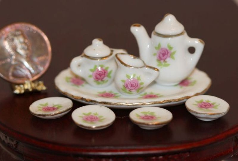 10 Piece Rose & Gold Petite Ceramic Tea Set