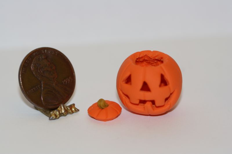 Carved Halloween "Happy Jack" Pumpkin by Lorraine Adinolfi in 1:12 Scale