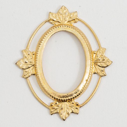 Gold Metal Oval Frame with Leaf Design  d5000