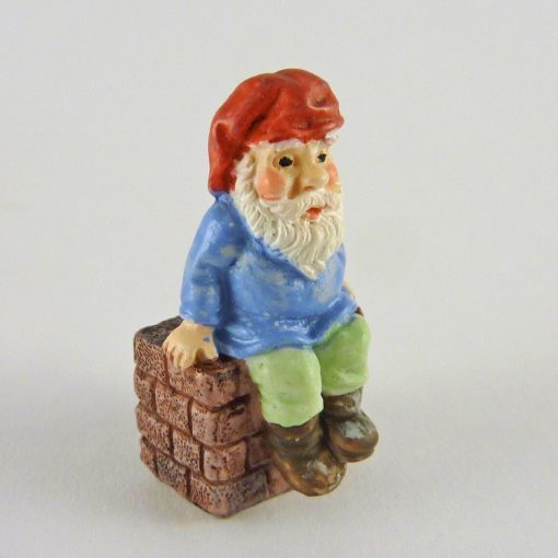Garden Gnome Sitting on Bricks by Falcon Miniatures A4533